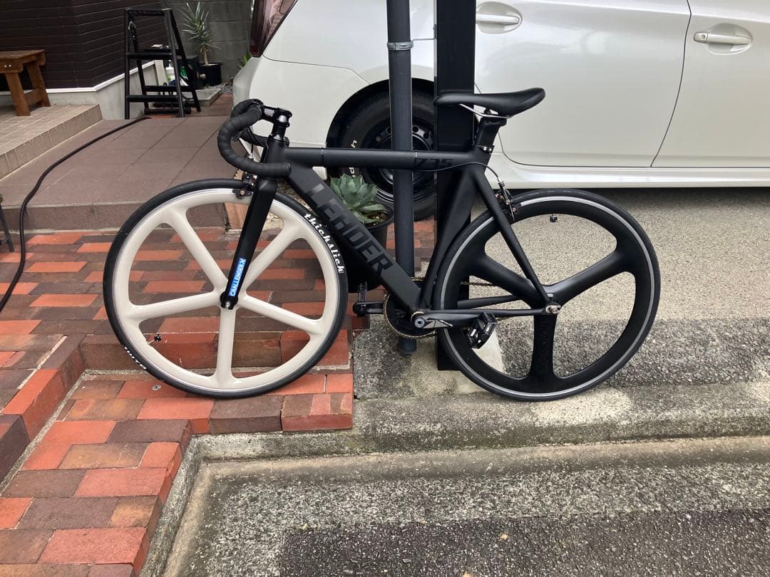 AEROSPOKE エアロスポーク フロント 700C ピスト バトンホイール