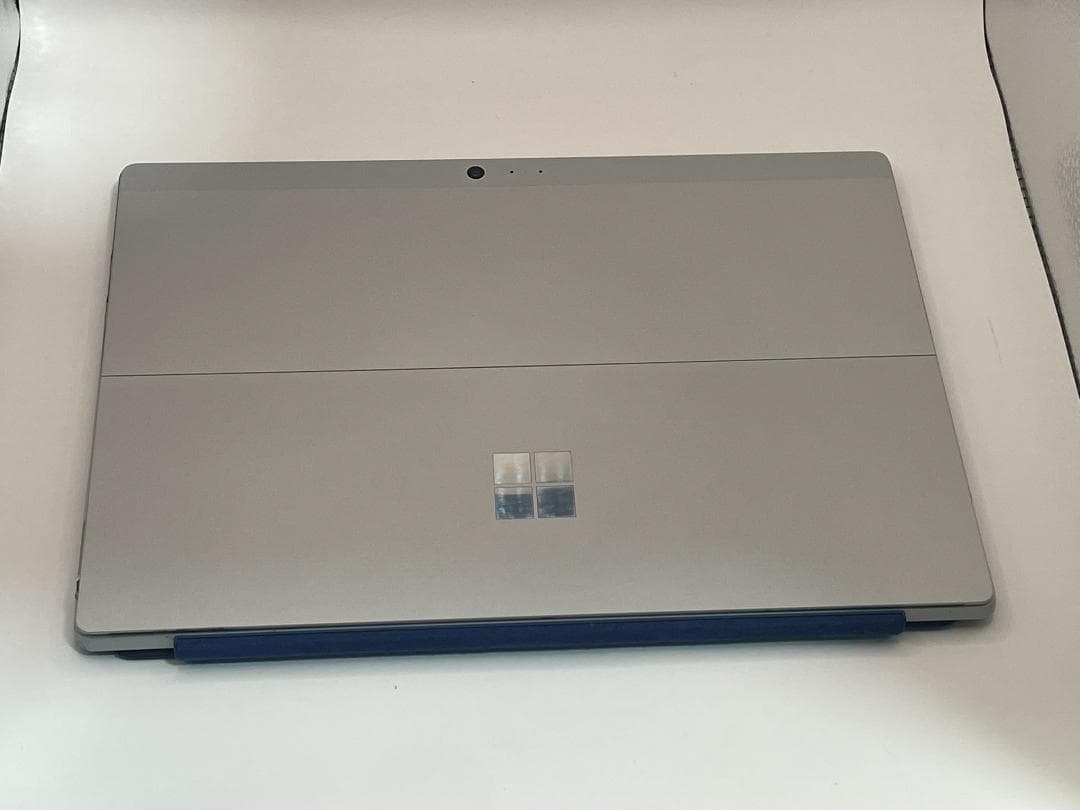 Microsoft Surface Pro5と★付属品多数★ 年末特価