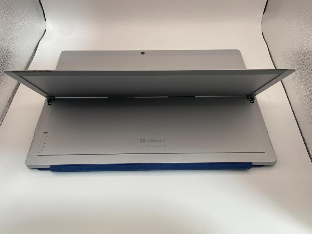 Microsoft Surface Pro5と★付属品多数★ 年末特価