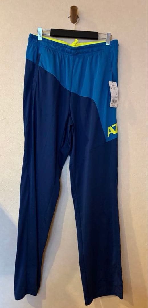 asics A77 トレーニングジャケットパンツセット　ハーフパンツ付き　ブルー