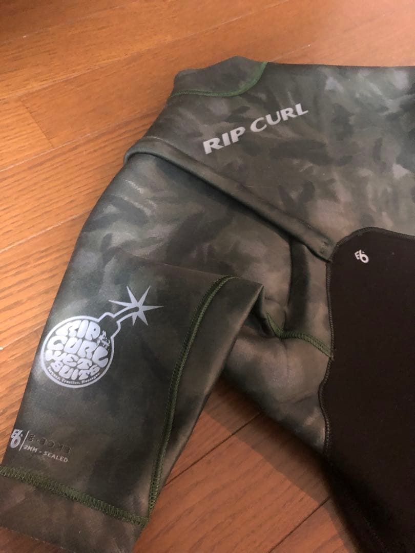 RIP CURL ショートジョンウェットスーツ 迷彩/ブラック