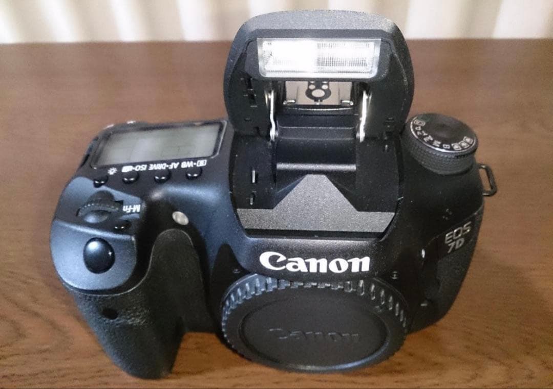 Canon EOS 7D デジタル一眼レフカメラ