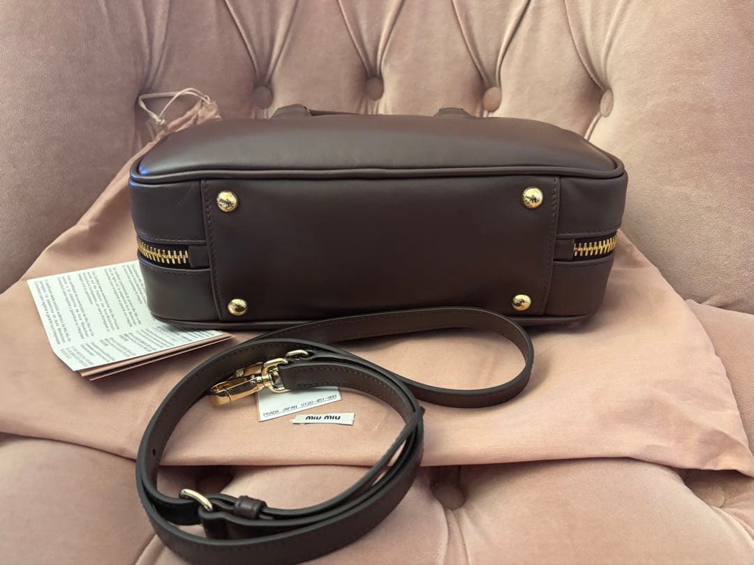 MIUMIU アルカディ　ブラウン　ラージ