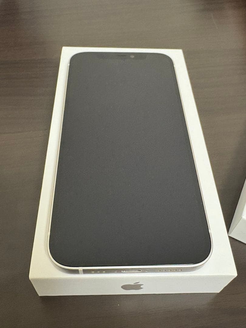 iPhone12 128GB バッテリー87%