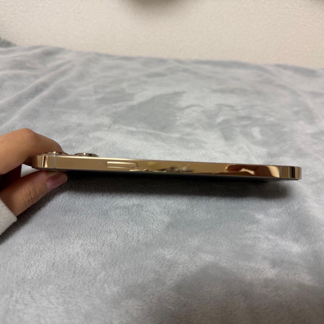 【美品】iPhone12Promax ゴールド SIMフリー