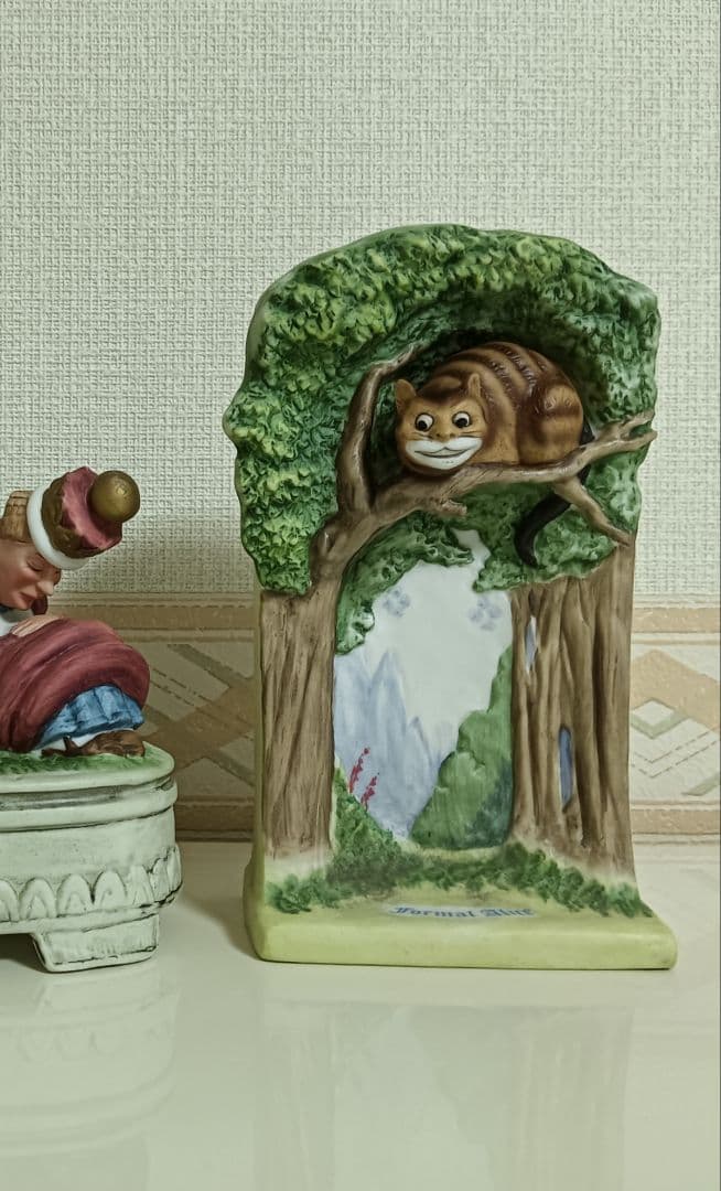 【希少品】不思議の国のアリス　陶器製フィギュア＆オルゴール　5品