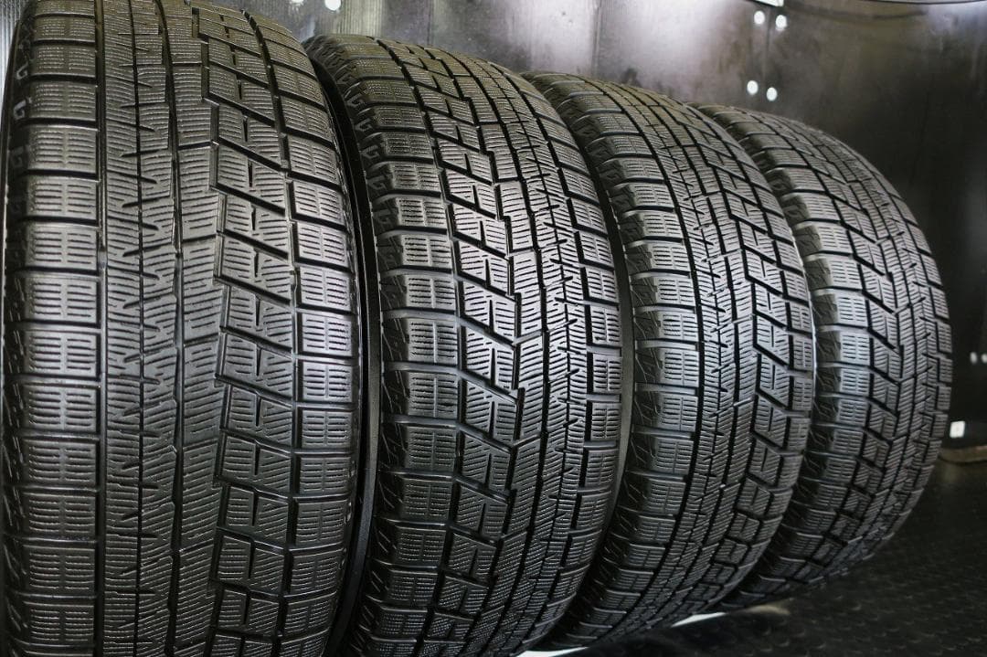 美品 レクサス HS250h 極上9分山 国産スタッドレス 215/55R17
