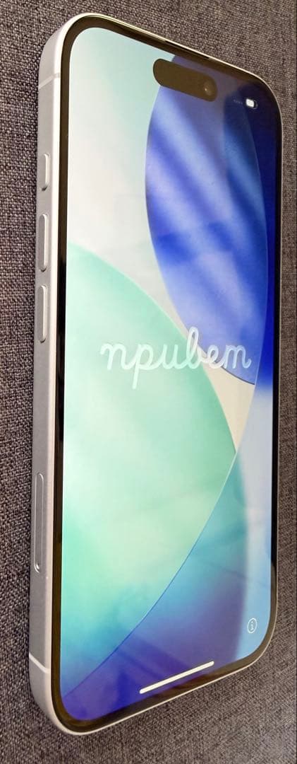 iPhone 16 256GB ホワイト（SIMフリー）