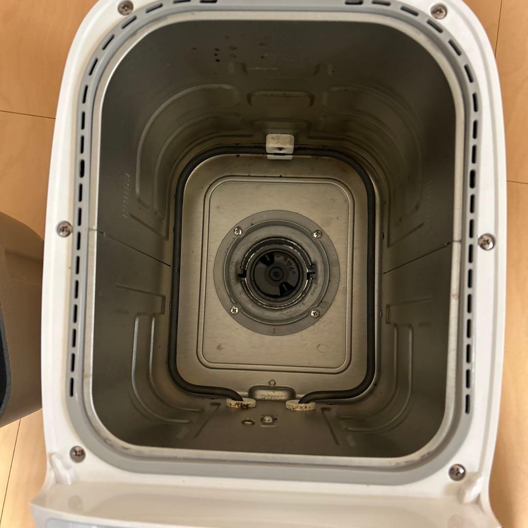 Panasonic ホームベーカリー SD-BMT2000 ホワイト 24年製