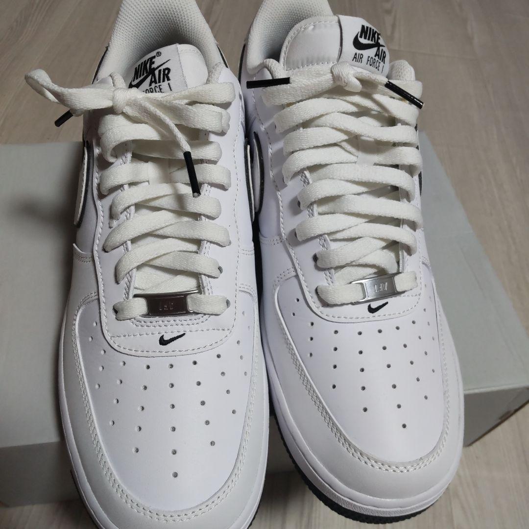 美品　ナイキ　エアフォース1　07　ホワイトブラック
