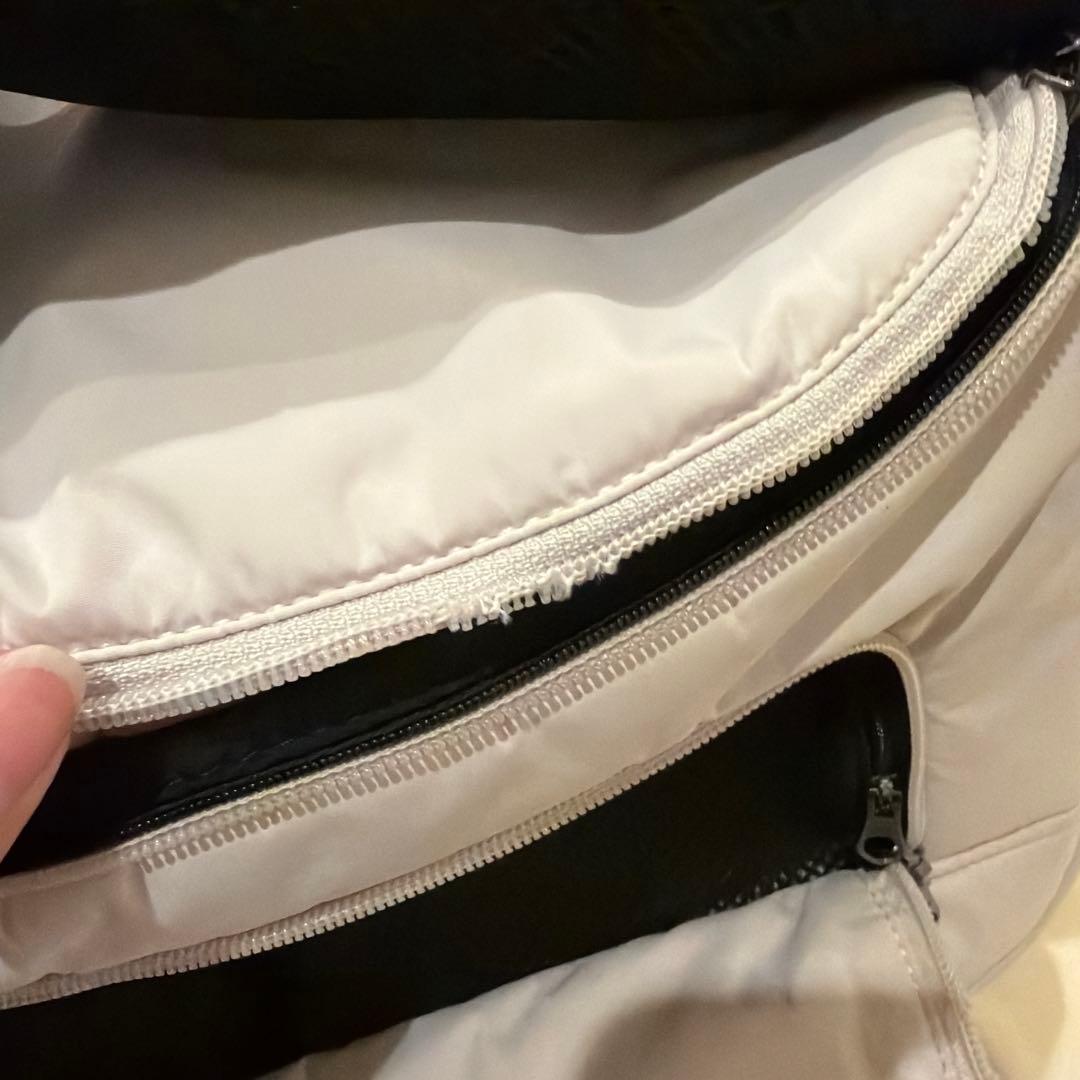 【ssoook】値下げ！Sサイズ スリングバッグ(バッグ右)