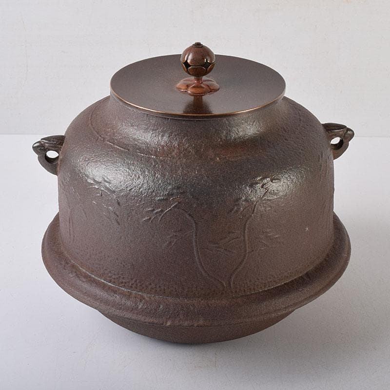 茶道具　人間国宝　釜師　高橋敬典作　浜松地紋真形羽付釜　共袋共箱　VR8722H