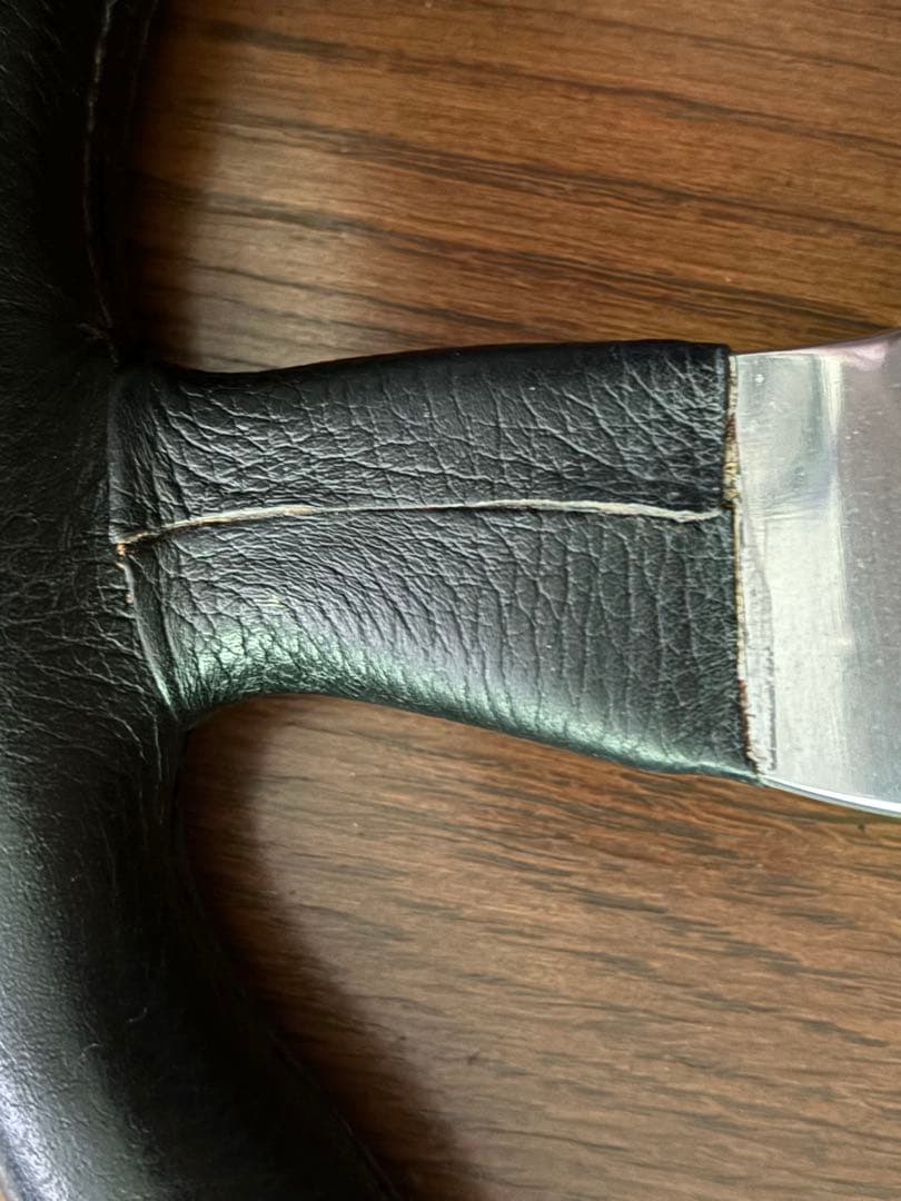 MOMOステアリング　たぶんベローチェだったと思います。