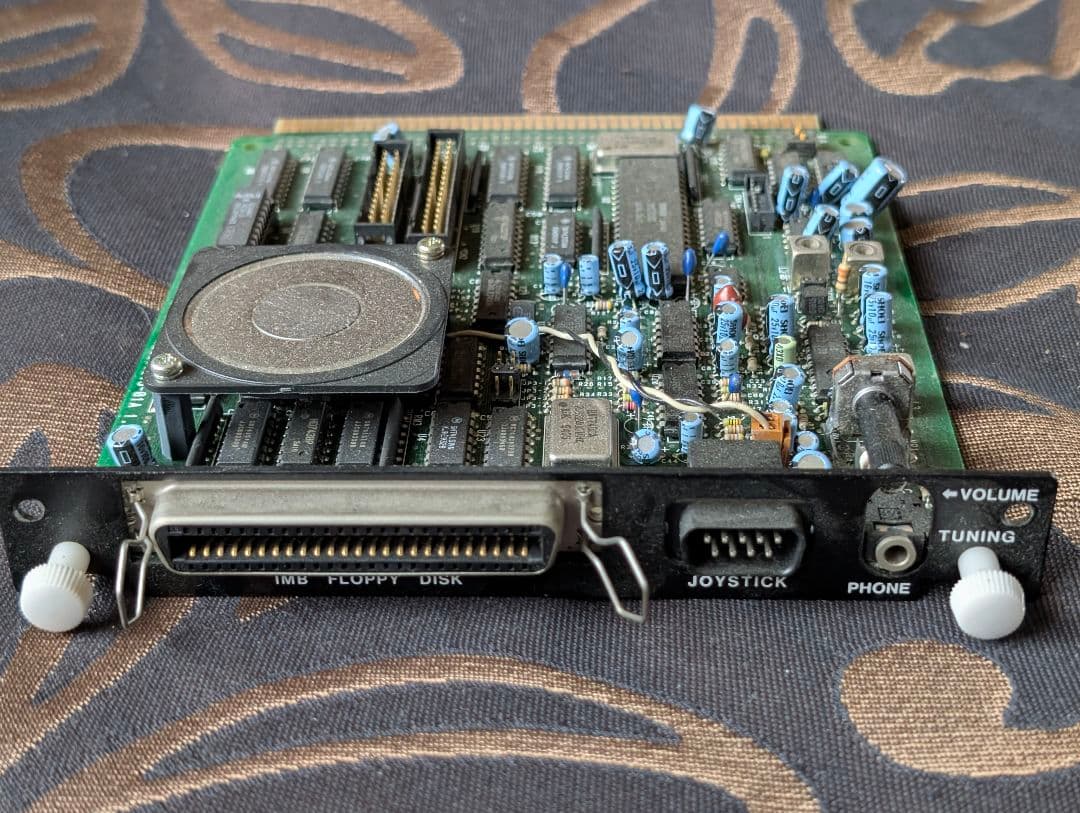 ALPHA DATA AD9311015-01A 1.0V PC98用FM音源