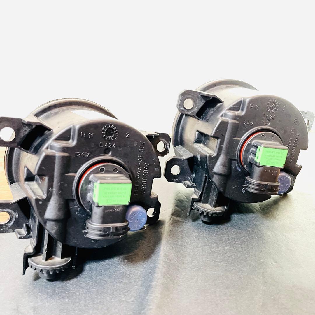 【新車時即交換】レネゲード トレイルホーク 純正 フォグランプ 51943270