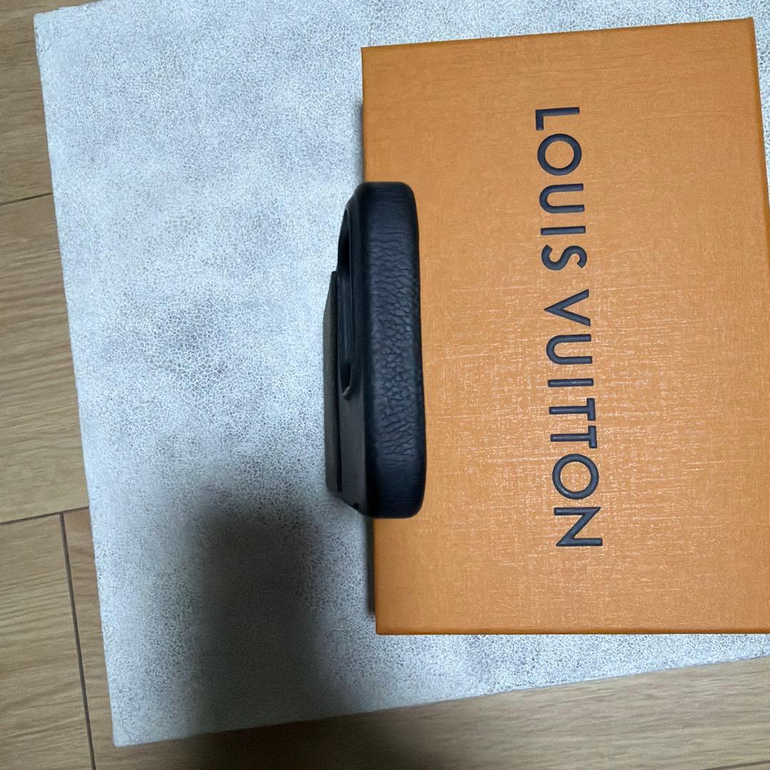 ルイヴィトン バンパー スマホケース iPhone15Pro 黒 M82887