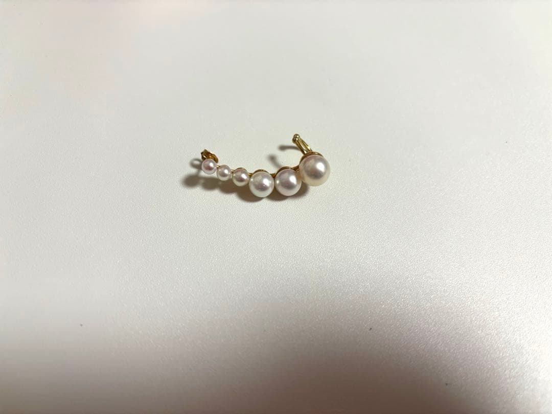 アルティーダウード　アコヤパール グラデーション ライン イヤーカフピアス