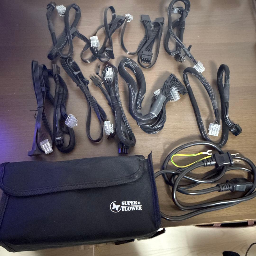 SUPER FLOWER LEADEX Ⅲ 750W GOLD