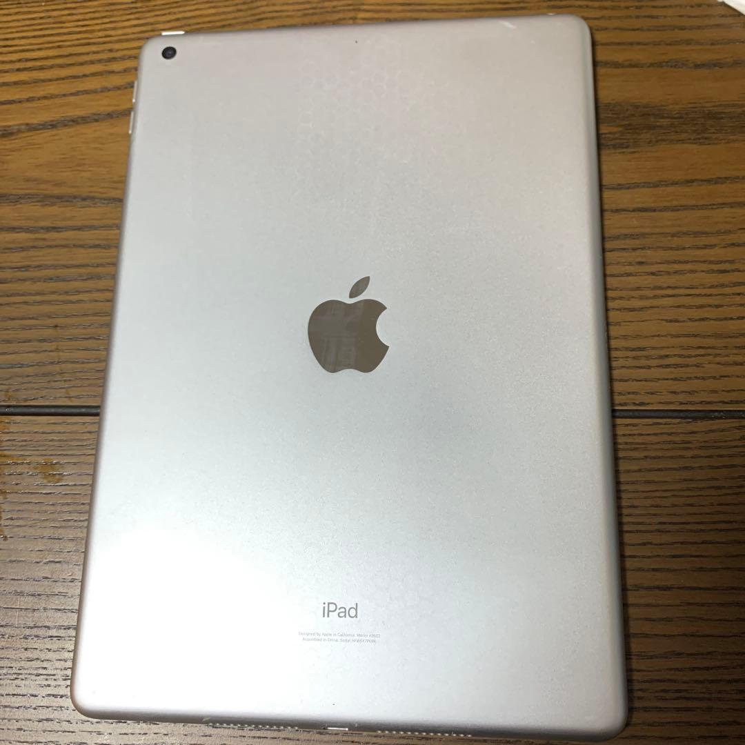 iPad (第9世代) Wi-Fi 64GB