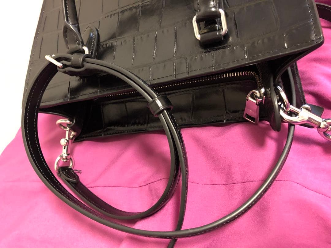 Coach黒 クロコダイル風バッグ