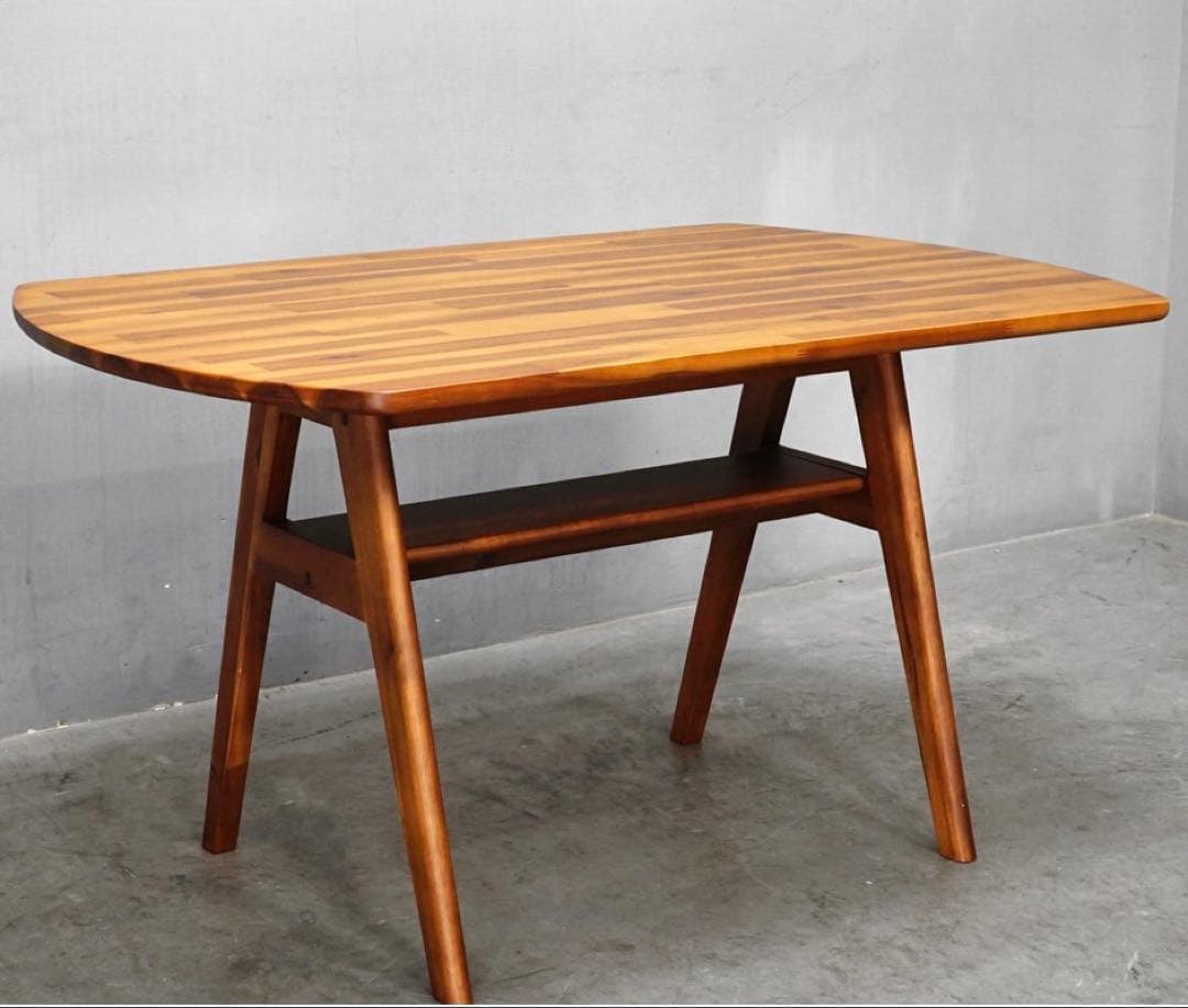 展示極美品unicoウニコ SWELLAスウェラ　リビングダイニング2点セット