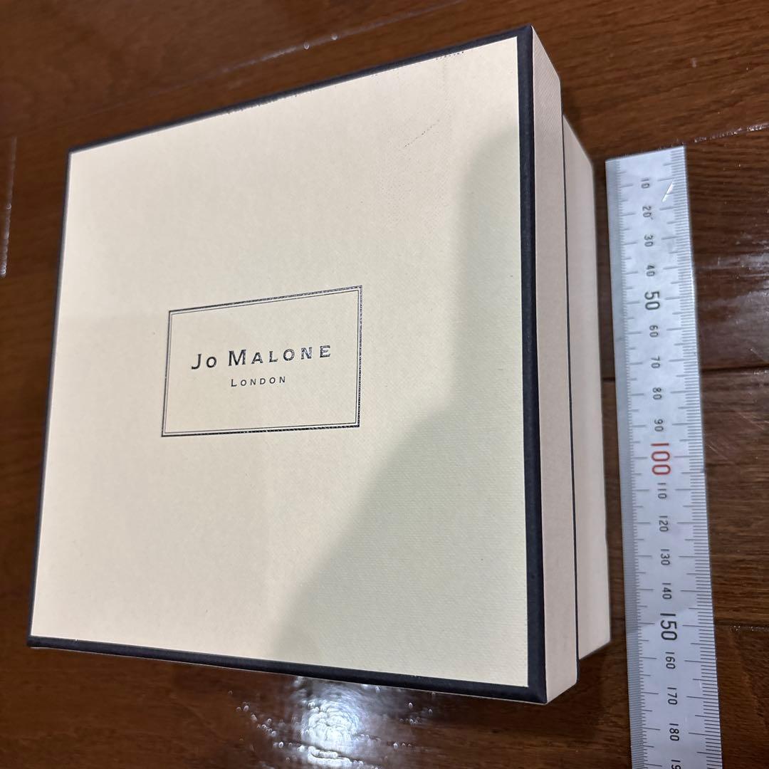 Jo Malone London BOXと紙袋