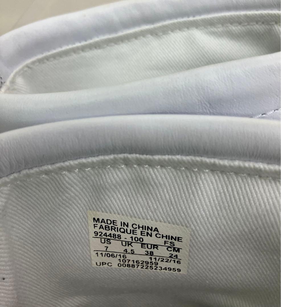 コムデギャルソン×NIKE☆'17春夏コレクション・白ショートブーツ