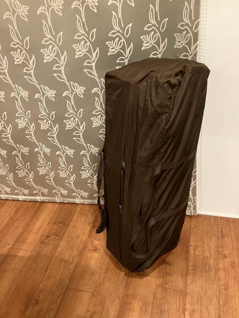 アップリカ　ココネル エアープラス 折りたたみベビーベッド　ブラウン