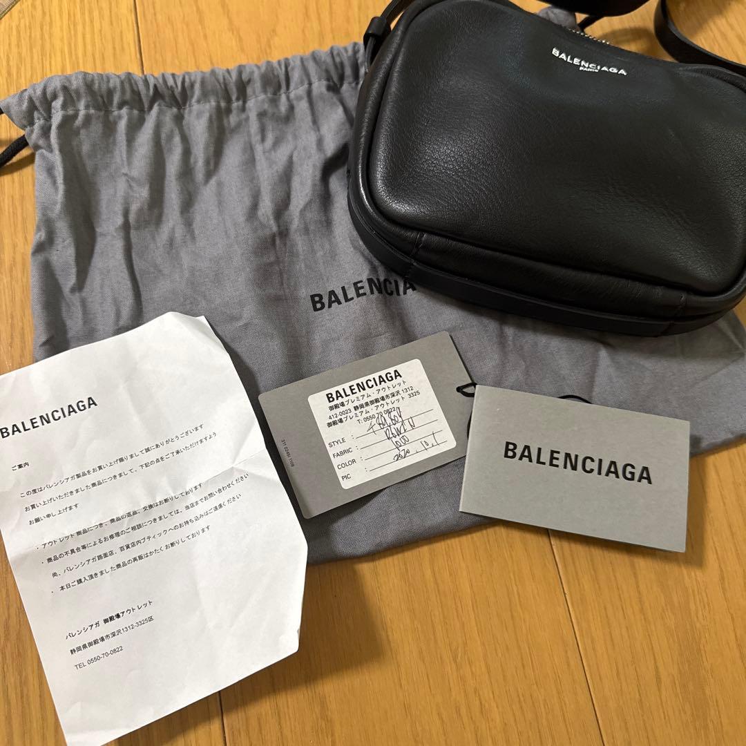 美品　BALENCIAGA バレンシアガ ショルダーバッグ 黒