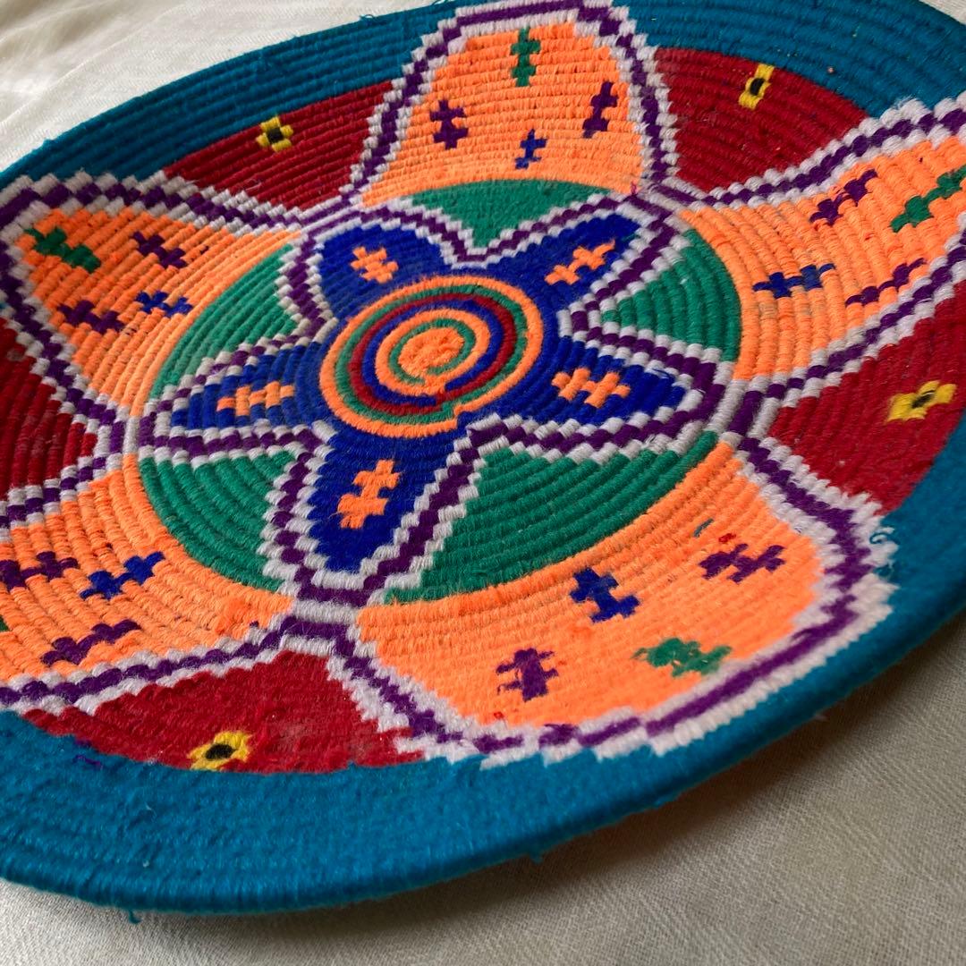 モロッコ　ベルベルバスケット　皿型