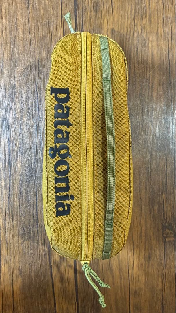 希少極美品☆パタゴニア ブラックホールキューブ 3L 2024モデル ポーチ