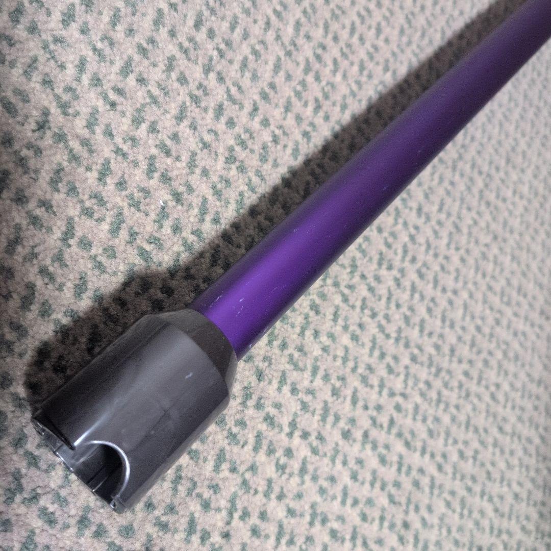 ★ダイソン digital slim fluffy SV18 台付！