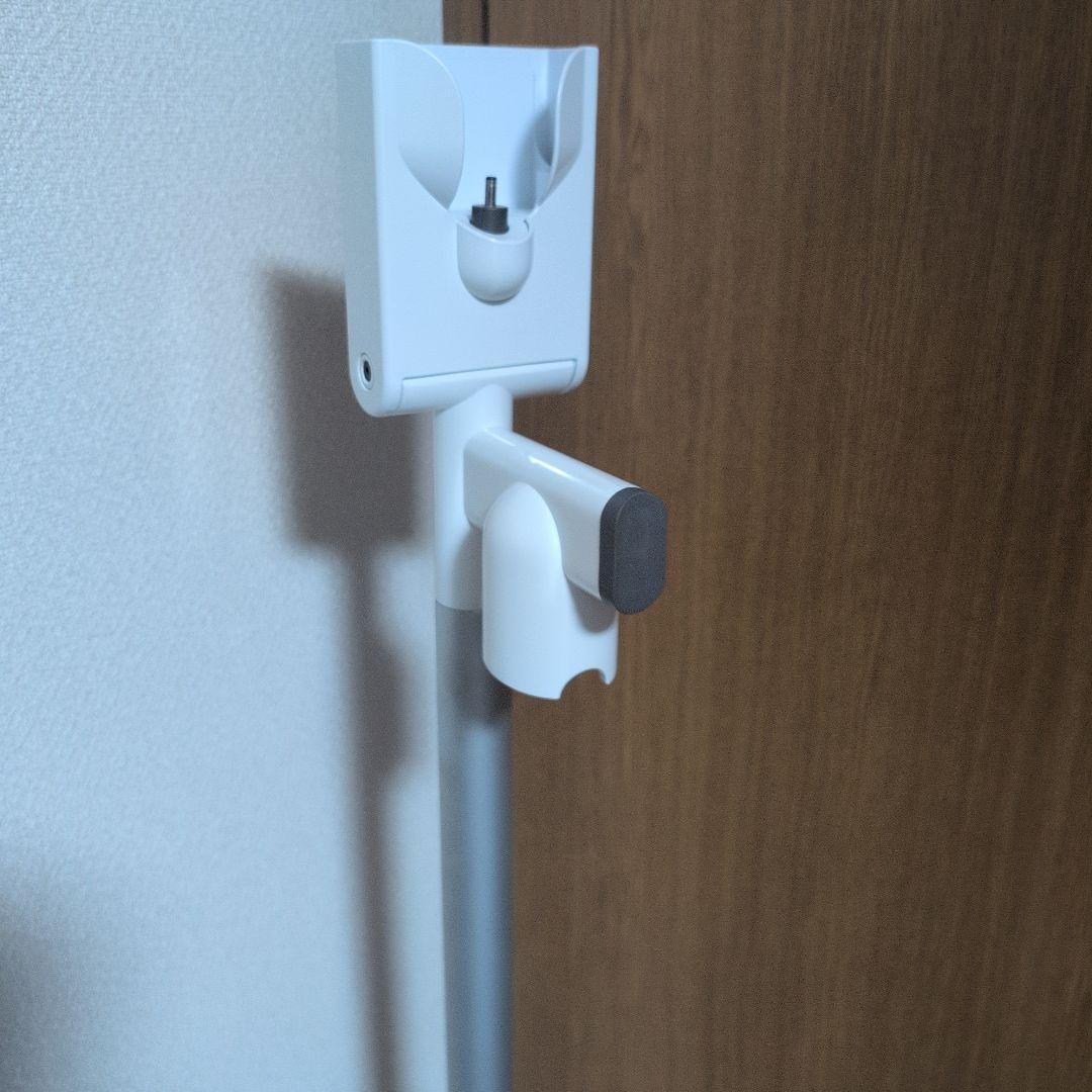 ★ダイソン digital slim fluffy SV18 台付！