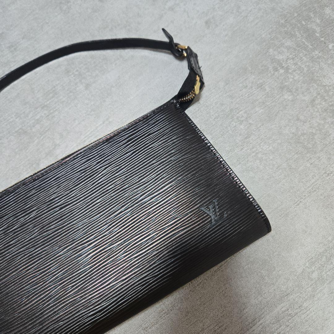 ルイヴィトン エピ ハンドバッグ ミニ ポーチ ショルダー