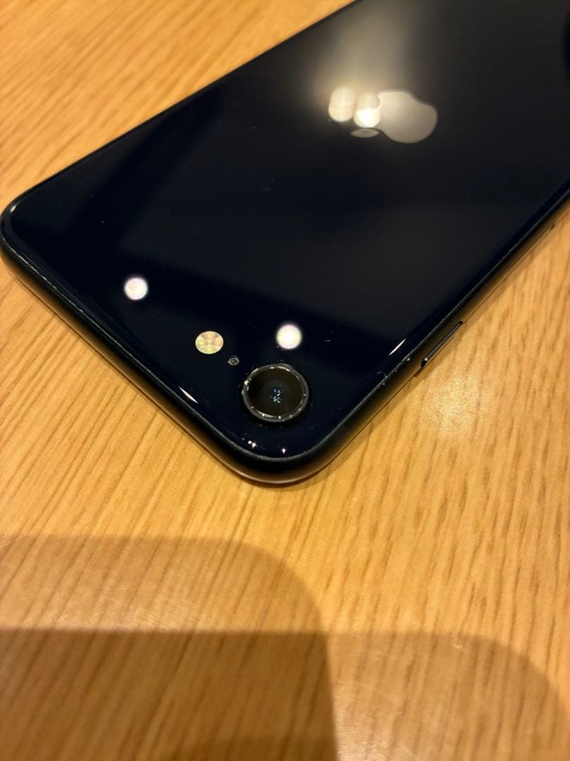 iPhoneSE 第3世代 ミッドナイト 64GB 箱あり 美品 おまけ