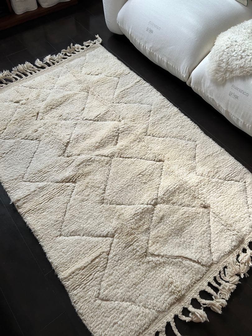 ホワイトベニワレンラグ-サイズ102×154