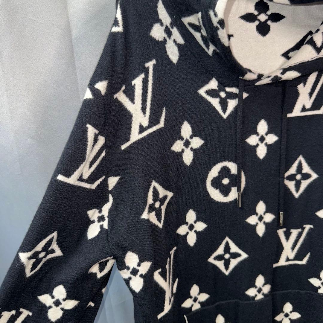 LOUS VUITTON ルイヴィトン　ニットパーカー　総柄　黒　ブラック