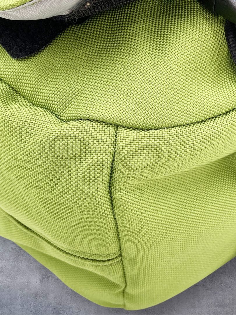 Patagonia ハーフマス メッセンジャーバッグ ゲッコーグリーン