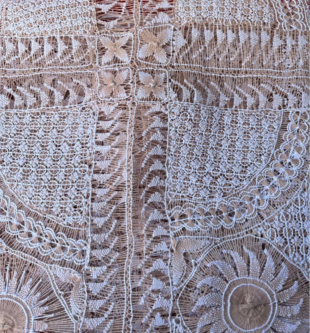 希少　Ñanduti ニャンドゥティ伝統織　大判ドイリー　パラグアイ刺繍