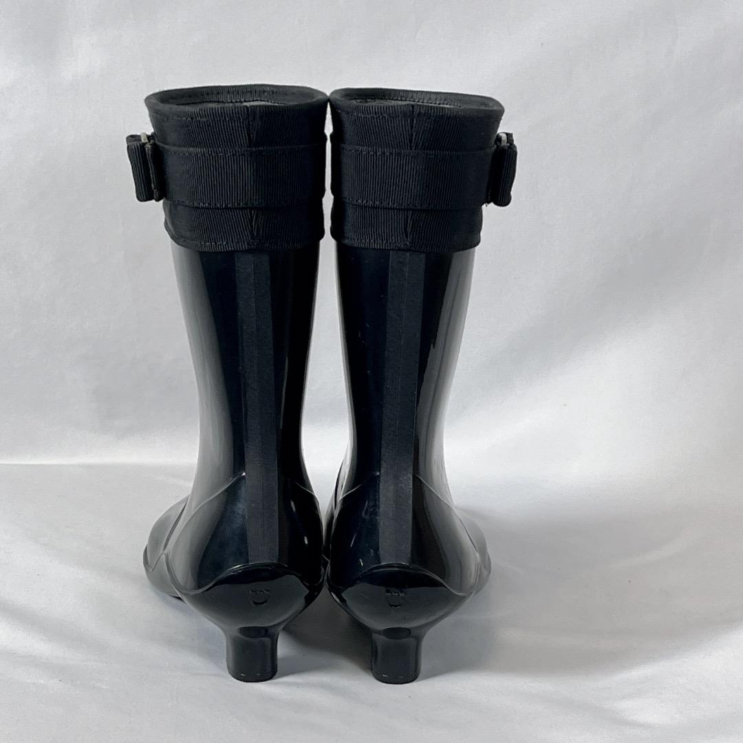 Salvatore Ferragamo ブラックレインブーツ 黒リボン付き