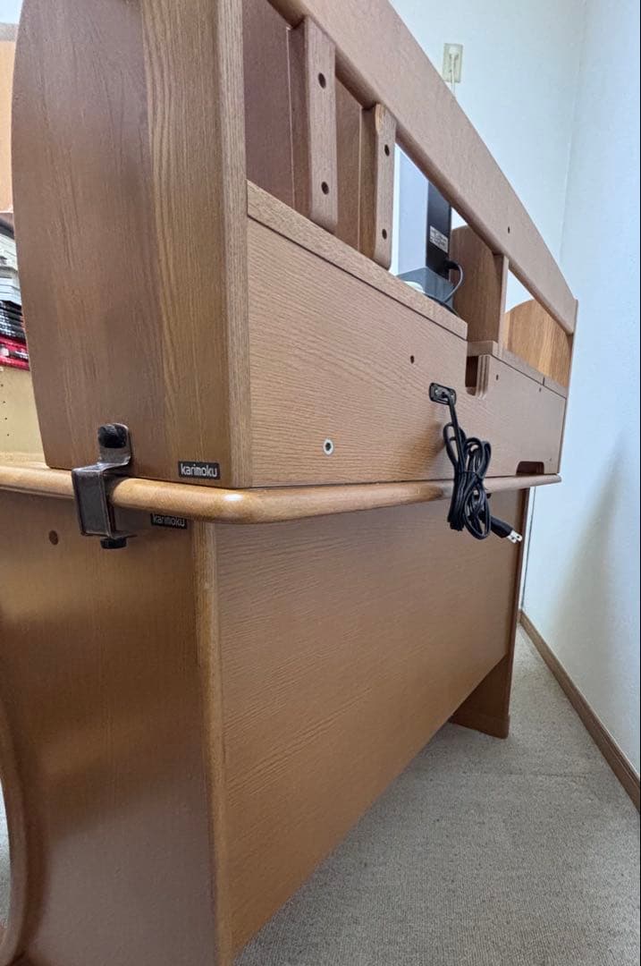 カリモク学習机 ４点セット ２-② 上棚デスクライト付