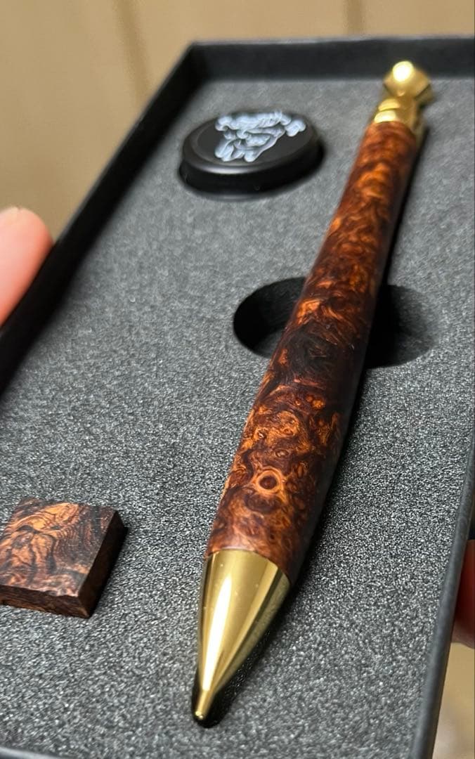 こぶた工房　ローズウッド瘤　杢