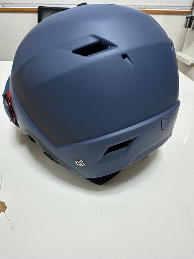 SALOMON一体型ゴーグル付きスキー用ヘルメット59~62cm