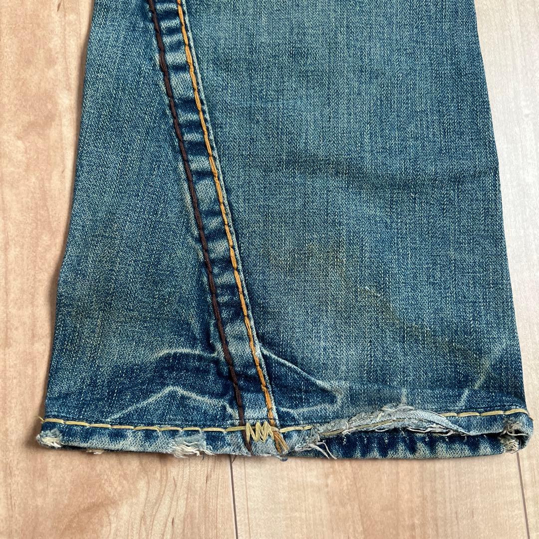 TRUERELIGION メンズ　デニムパンツ　ブーツカット　フレア