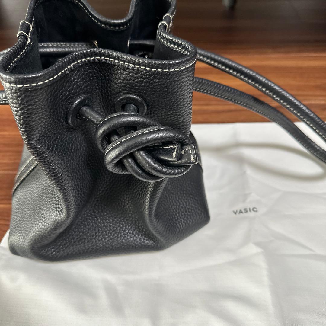 vasic bond mini 黒　ショルダーバッグ 巾着