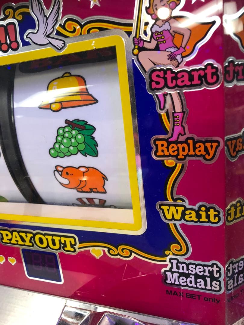 スロットマシン 北電子 家庭用電源 パチスロ実機　ラブリージャグラー