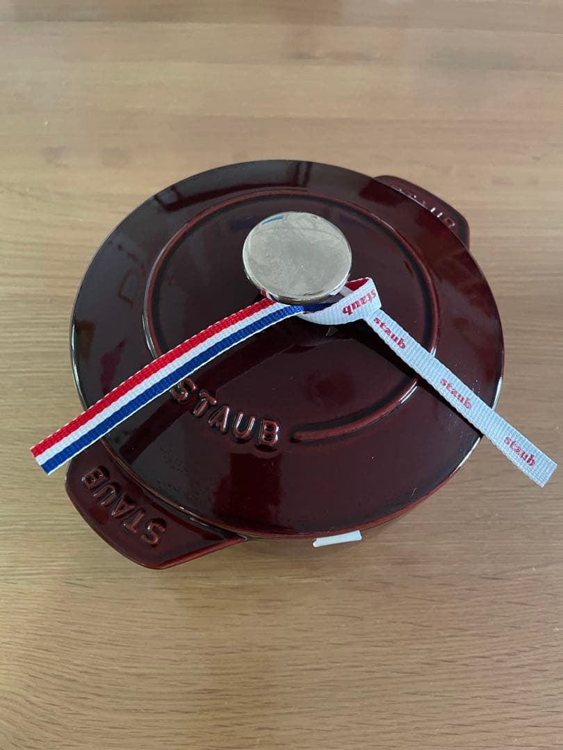 Staub ココット　デ　ゴハン 16cm 稀少なボルドー