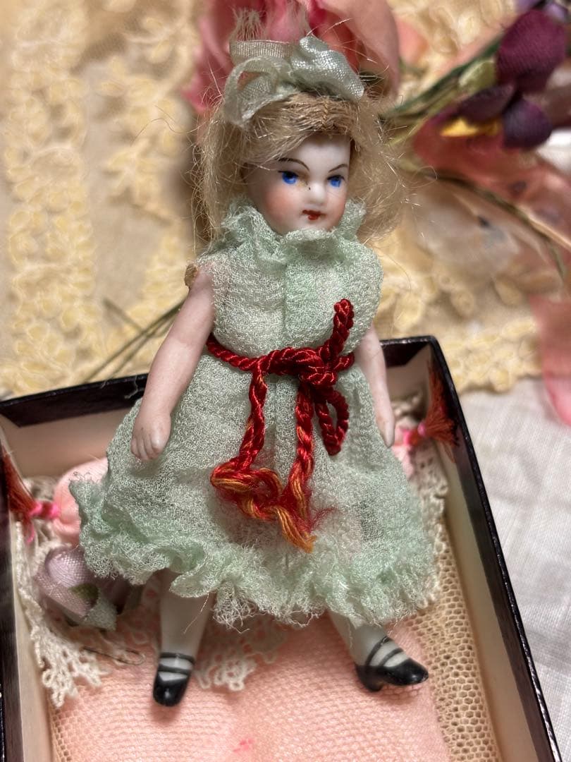 セール中　フレンチミニョネット　人形　アンティークビスクドール ミニョネット