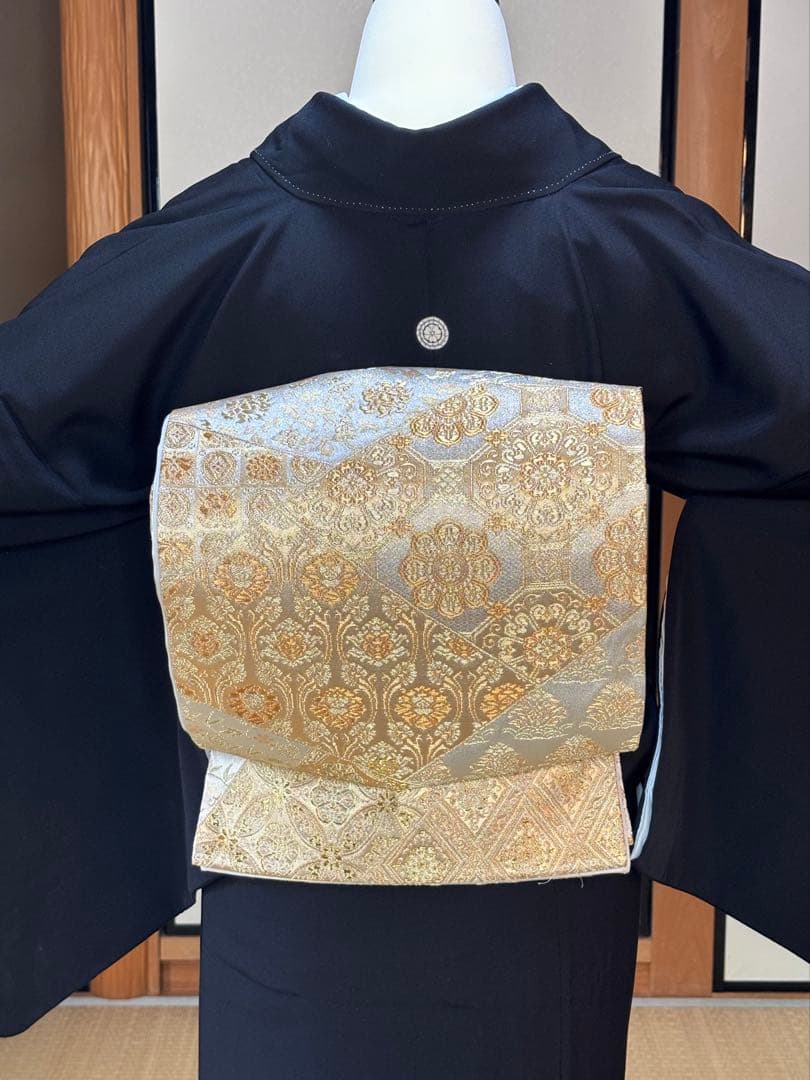 正絹豪華黒留袖6点フルセット 黒留袖　袋帯　帯締め帯揚げ　長襦袢　 末広