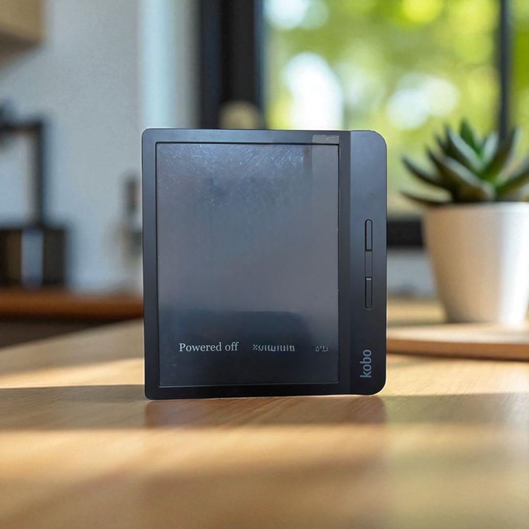 Kobo Libra H20本体充電ケーブル付き